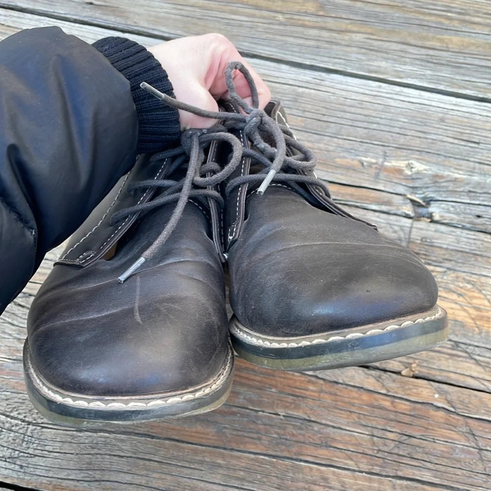 Arizona Dutton Lace-up Chukka Boots